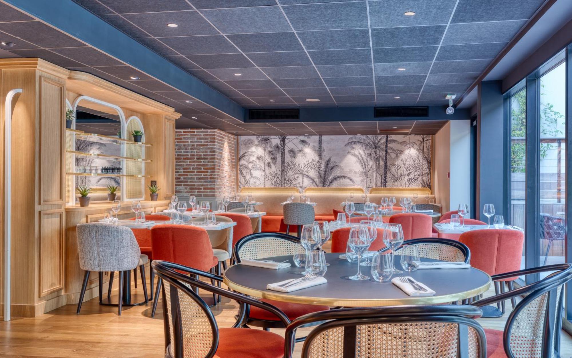 Brit Hotel Les Voyageurs Loudeac Bagian luar foto