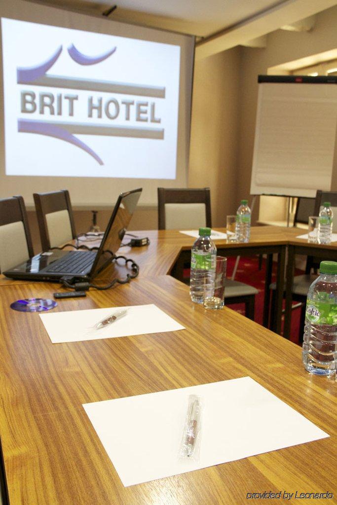 Brit Hotel Les Voyageurs Loudeac Bisnis foto
